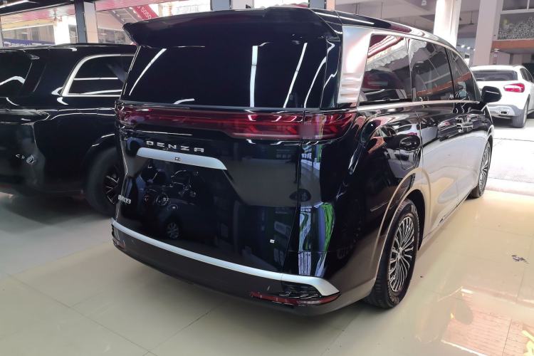 Used Denza D9 2024 EV 620 Premium Model
