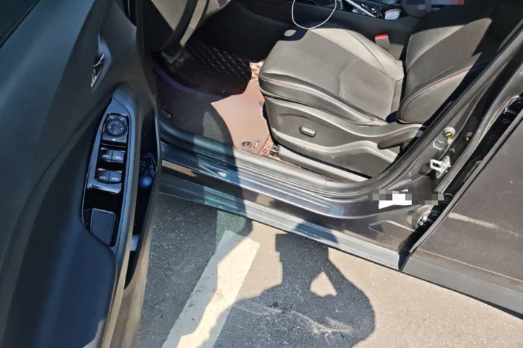 Used Chevrolet Orlando 2020 Light Hybrid Redline 530T Automatic Zhaoxiang Edition (5+2 Models)