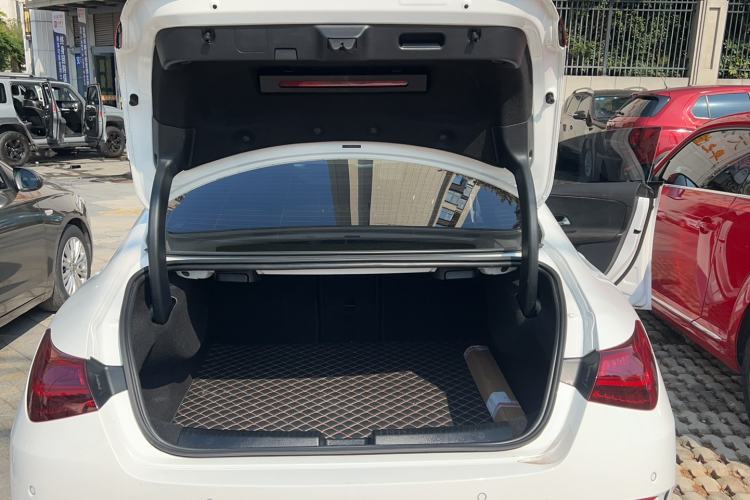 Used Mercedes-Benz CLA 2024-Year Facelifted CLA 200