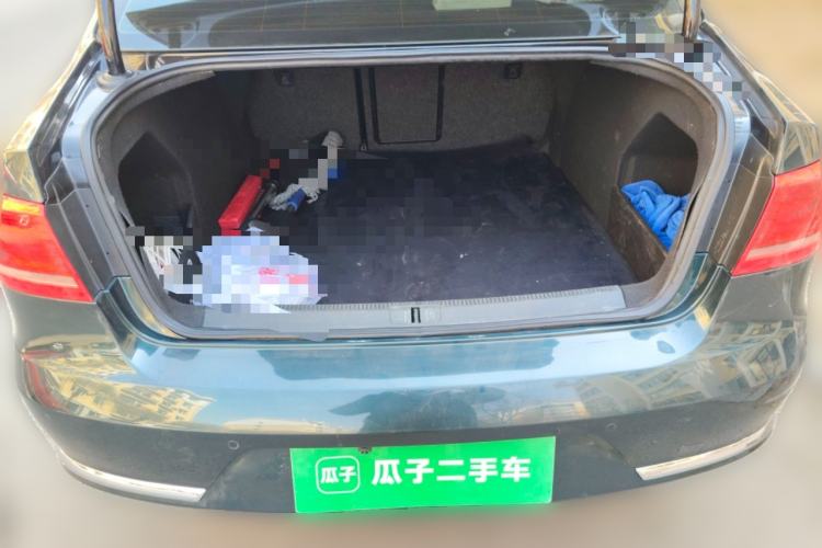 Used Volkswagen Magotan 2015 1.8TSI Advanced Model Trunk