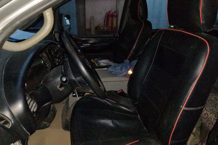 Used JAC Group Refine 2011 2.0L Shuttle Gasoline Comfort Edition HFC4GA3