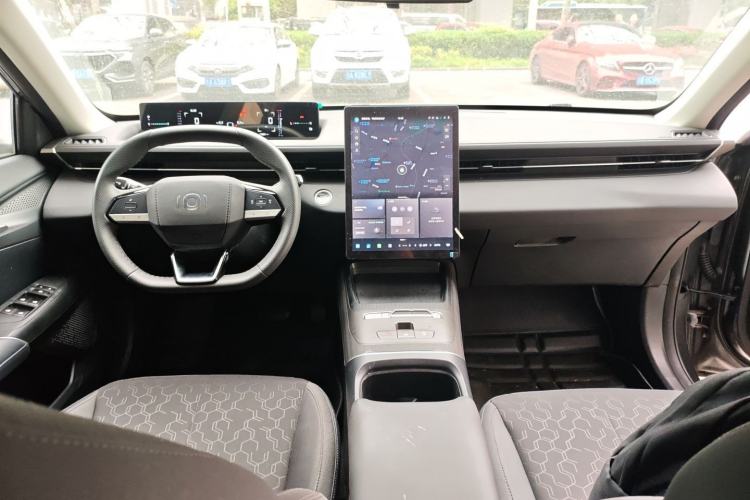 Used CHANGAN NEVO A05 2025 Truly Delicious Version 145 Leading Edition Center Console