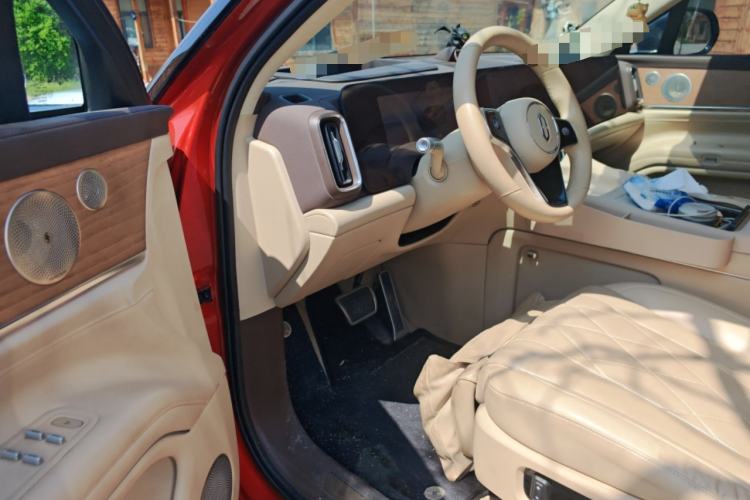 Used Hima AITO M9 2024 Range-Extended Ultra Version 42 kWh 6-Seater Model Driver Seat