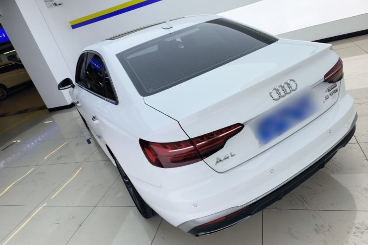 Used Audi A4L 2023 40 TFSI Fashion Dynamic Model
