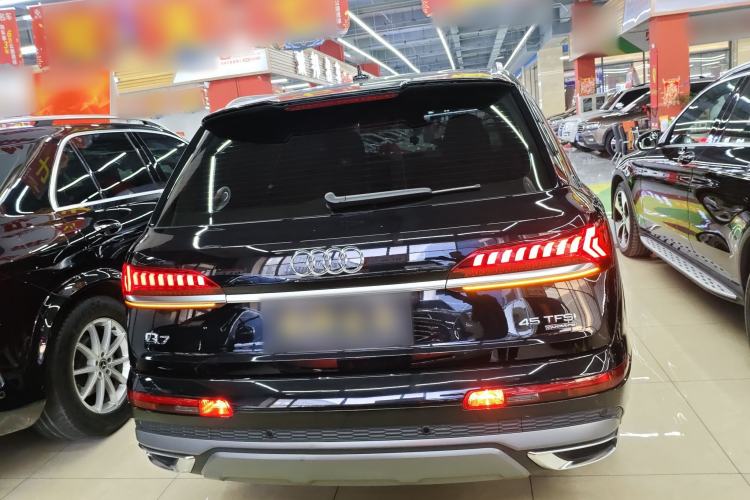 Used Audi Q7 2023 45 TFSI quattro S line Sport model Rear