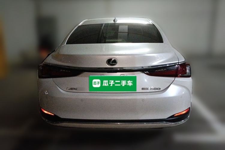 Used Lexus ES 2023 200 Excellence Edition
