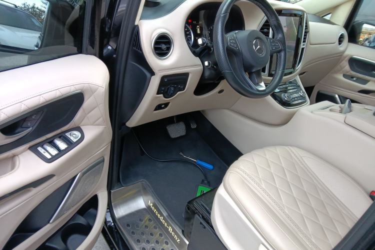 Used Mercedes-Benz Vito 2018 2.0T Business Version China VI Emission Standard