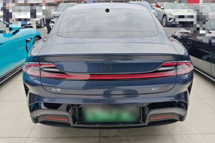 Used Xiaomi Auto SU7 2024 Four-Wheel Drive Ultra-Long Range Advanced Intelligent Driving Max Edition
