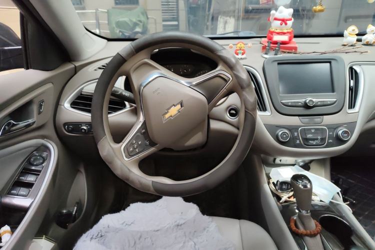 Used Chevrolet Malibu XL 2018 530T Automatic Luxury Edition Steering Wheel