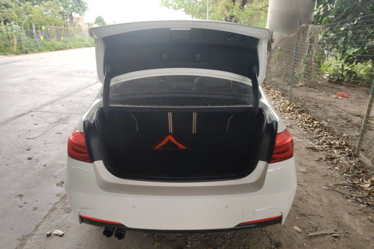 Used BMW 3 Series 2017 320Li M Sport Edition Trunk