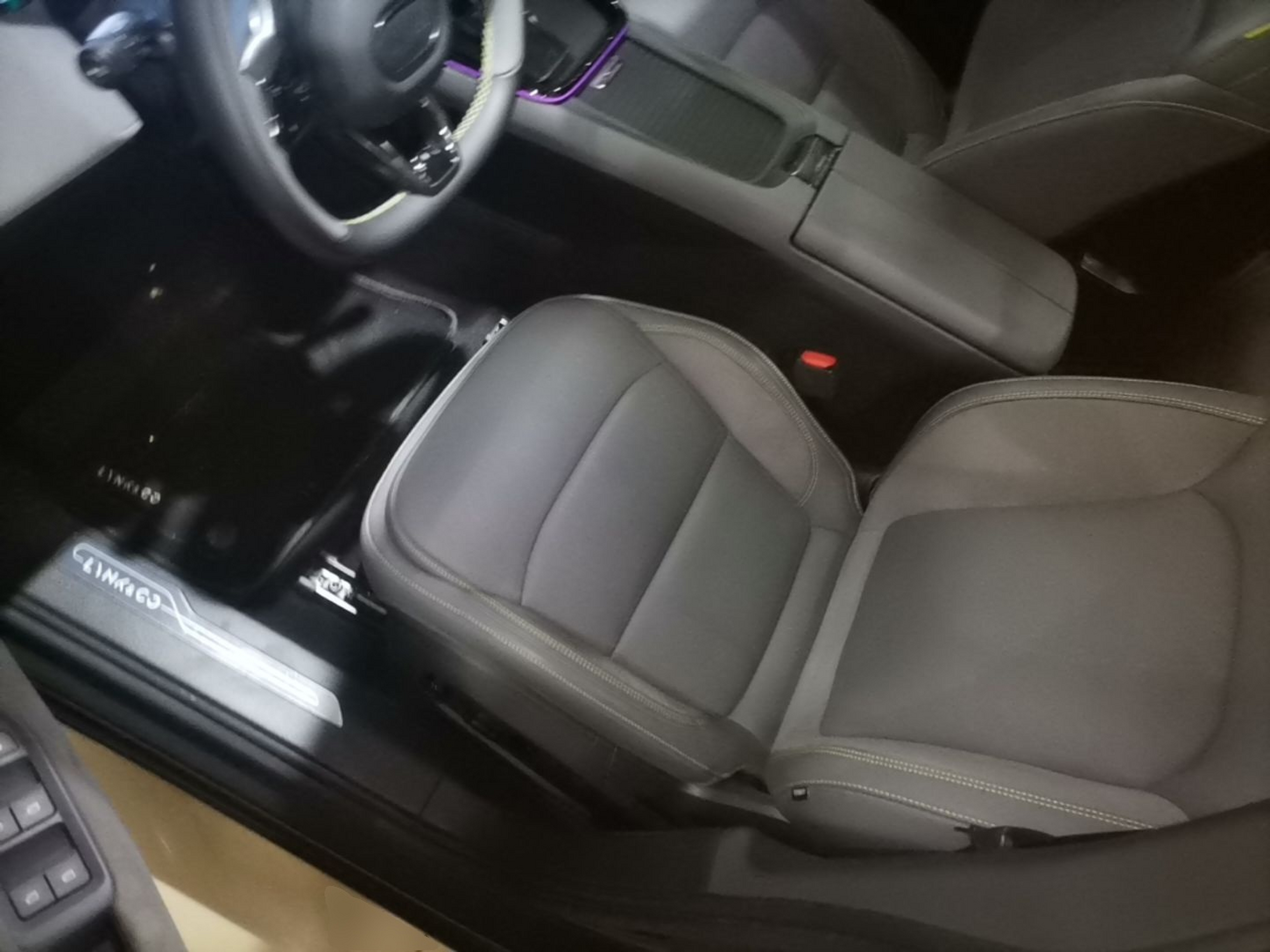 Interior delantero