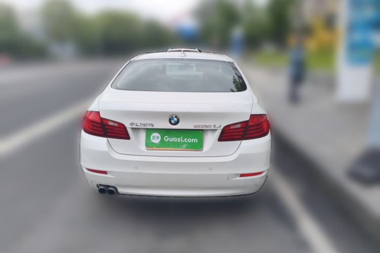 Used BMW 5 Series 2017 525Li Leading Model
