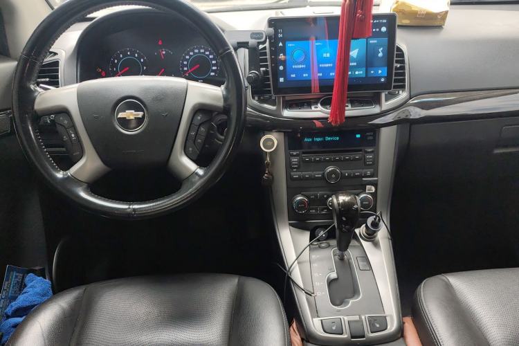 Used Chevrolet Captiva 2014 2.4L 4x4 Flagship Edition 7 Seats
