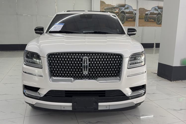 Used Lincoln Navigator 