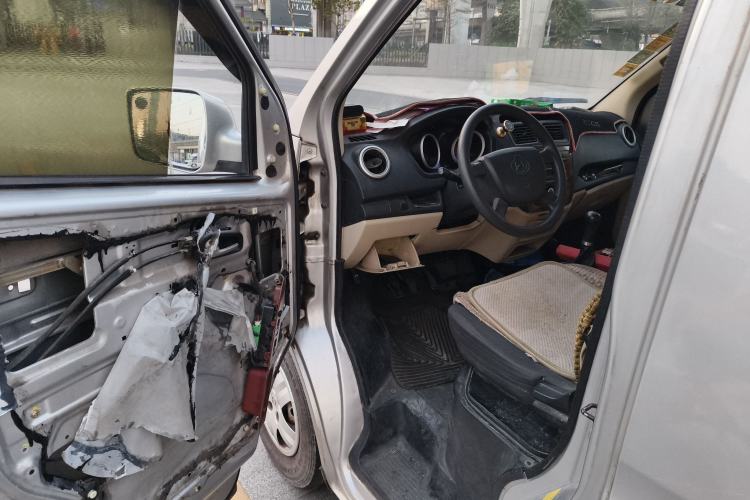 Used CHANGAN KAICHENG Ruixing M80 2018 1.5L Base Model Van Semi-Blind Window Flat Roof Rear-Hinged Doors 4G15S