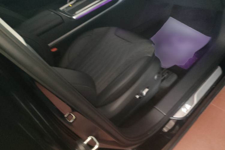 Used Hongqi HS5 2023 2.0T Qixiang Pro Edition Right Front Seat