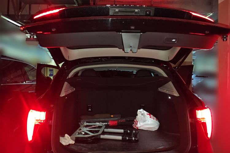 Used Lynk & Co 01 2017 2.0T Two-Wheel-Drive Version Trunk