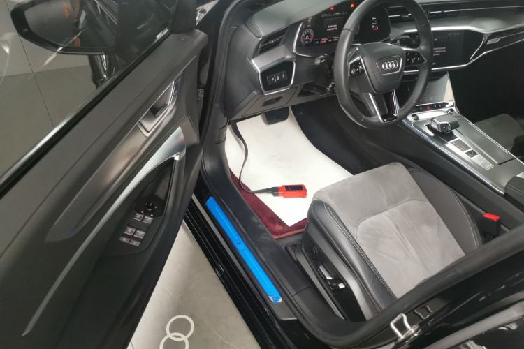 Used Audi A6L 2023 40 TFSI Luxury Dynamic Model
