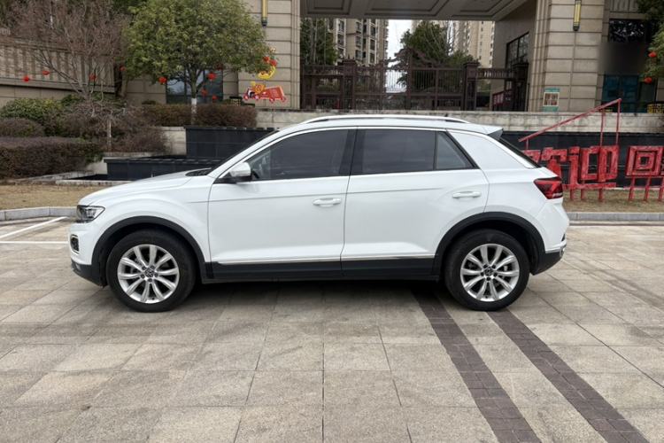 Used Volkswagen T-ROC 2022 280TSI DSG Two-Wheel Drive Elite PLUS Exterior 3