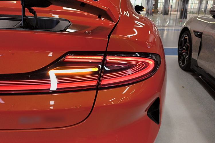 Used Xiaomi Auto SU7 2024 Four-Wheel Drive Ultra-Long Range Advanced Intelligent Driving Max Edition