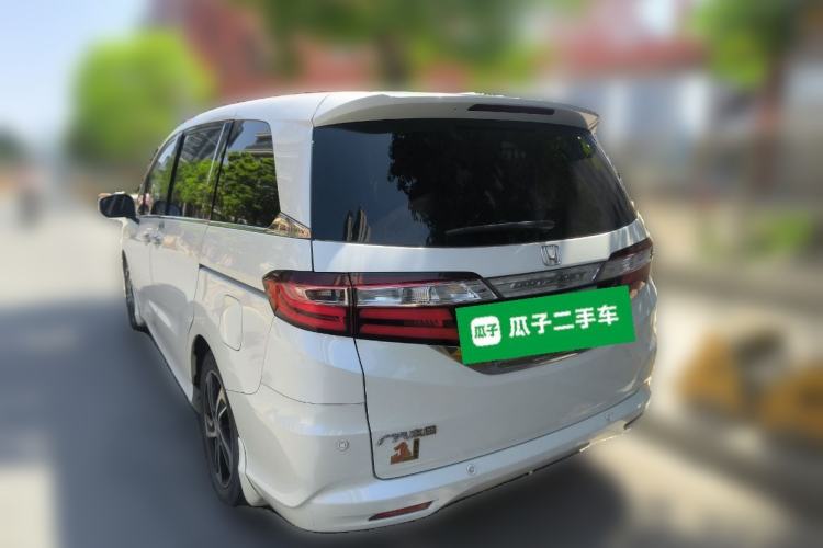 Used Honda Odyssey 2015 Updated Version 2.4L Smart Edition