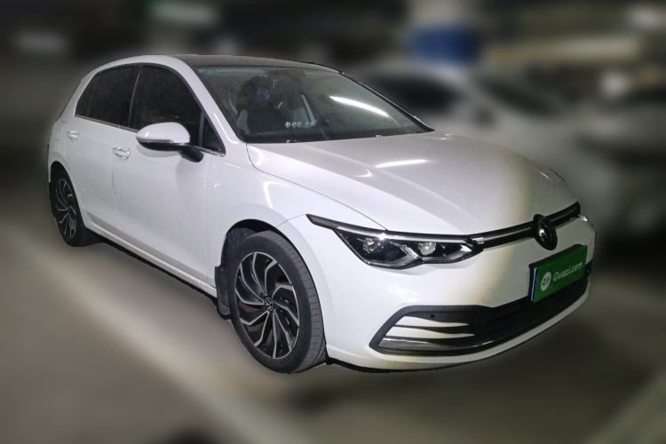 Used Volkswagen Golf 2021 280TSI DSG Pro Front Right 45 Deg