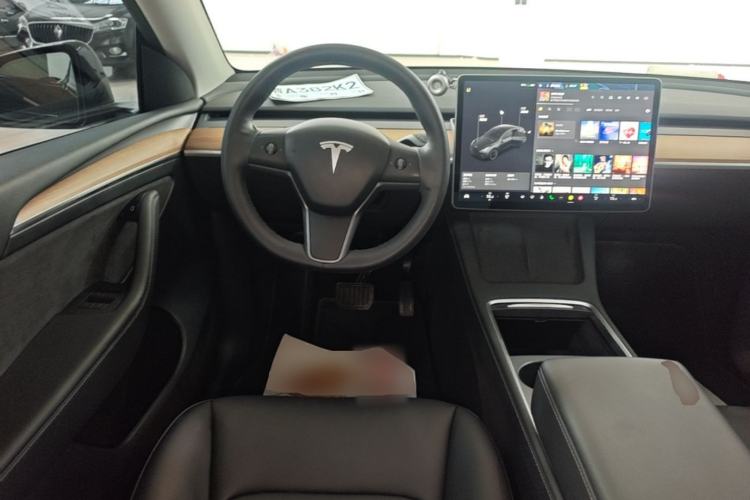 Used Tesla Model Y 2021 Standard Range Rear-Wheel Drive Version