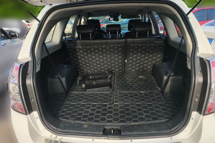 Used Chevrolet Captiva 2014 2.4L 4x4 Flagship Edition 7 Seats