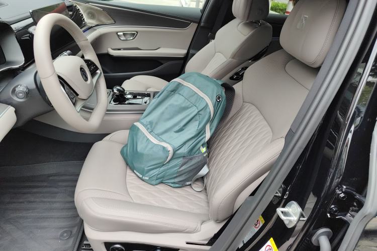 Used BYD Han 2025 DM-i Intelligent Driving Edition 125KM LiDAR Flagship Model Left Front Seat