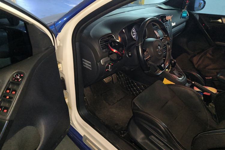 Used Volkswagen Golf 2011 2.0 TSI R