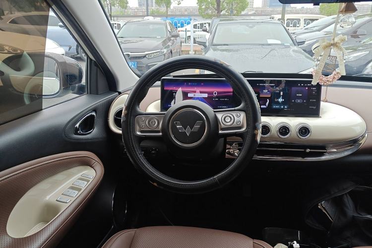 Used Wuling Bingo 2023 333 km Lingxi Connected+ Version