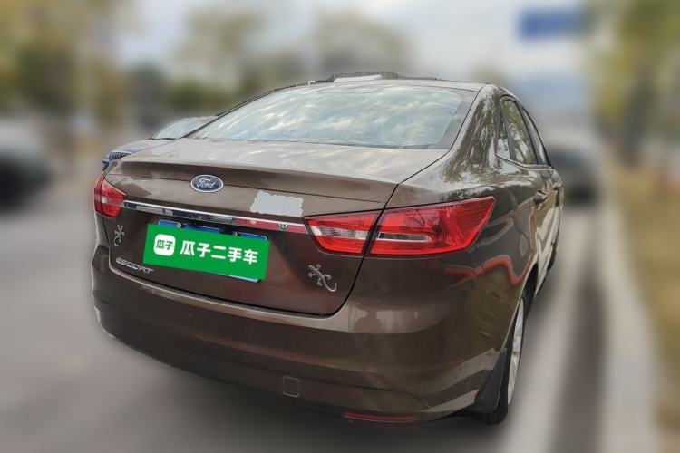 Used Ford Escort 2015 1.5L Manual Fashion Edition