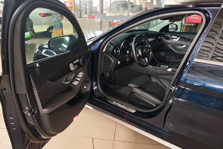 Used Mercedes-Benz C-Class 2019 C 300 L Sport Edition Driver Seat