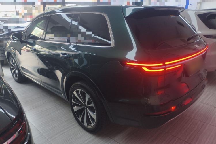 Used Li Auto ONE 2021 Extended-Range 6-Seater Version Exterior 2