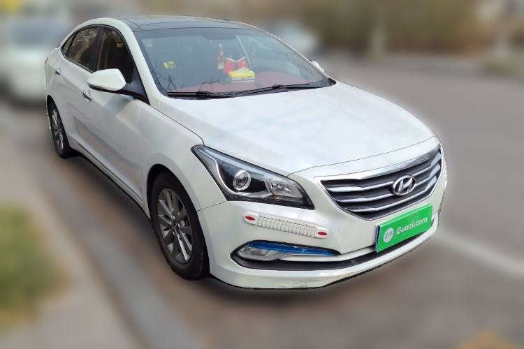 Used Hyundai Mistra 2014 1.8L Automatic Smart GLS
