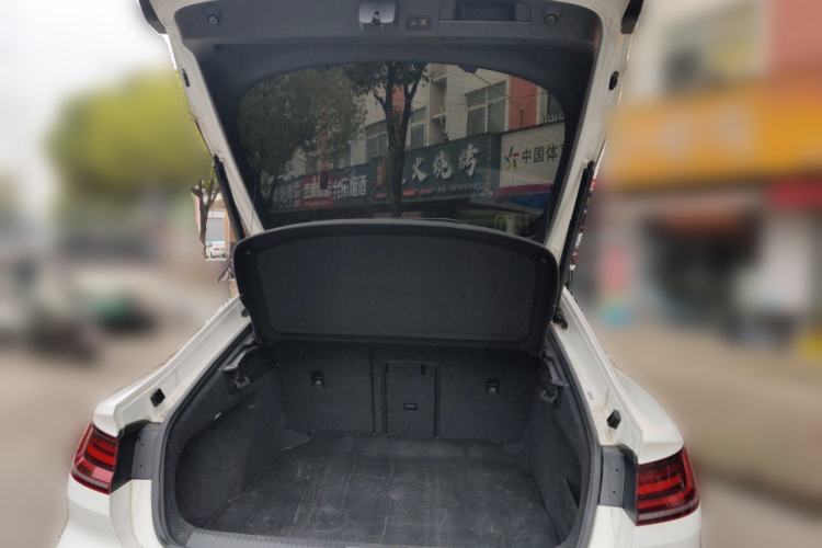 Used Volkswagen FAW-Volkswagen CC 2019 330TSI Glamour Edition China VI Trunk