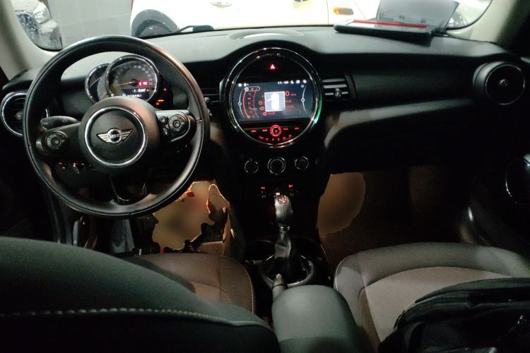 Used MINI 2016 1.2T ONE Pioneer Edition Center Console