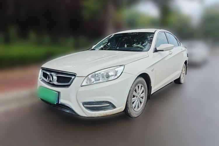 Used BAIC Senova D50 2014 1.5L manual standard version