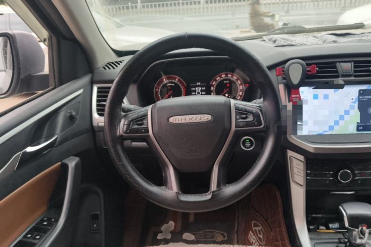 Used SAIC MAXUS T70 2021 2.0T Diesel Automatic 4x4 Elite Version with Long Bed and High Ground Clearance Steering Wheel