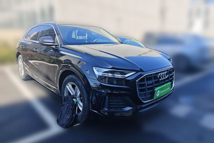 Used Audi Q8 2019 45 TFSI Luxury Prestige Edition Front Right 45 Deg