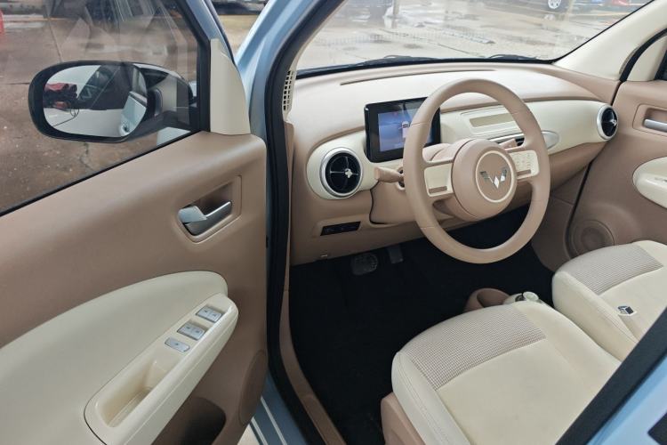 Used Wuling Hongguang MINIEV 2025 Four-Door Version Advanced Edition Driver Seat