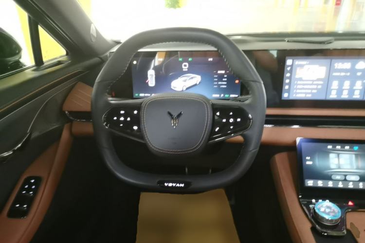 Used VOYAH PASSION 2024 PHEV Four-Wheel Drive Ultra-Long Range Flagship Model