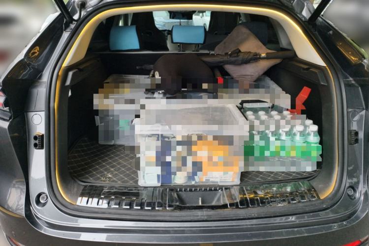 Used CHANGAN UNI-K iDD 2022 Blue Whale iDD 130km 1.5T Prestige Model Trunk