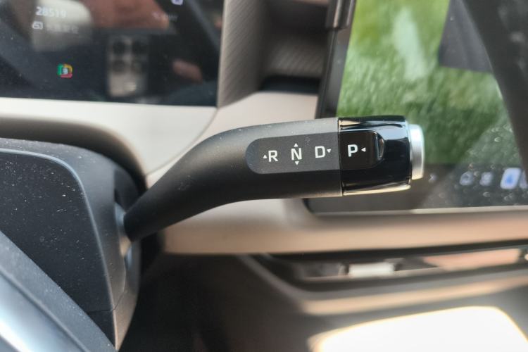 Used MG ES5 2025 515plus Rear-Drive Version Gear Lever