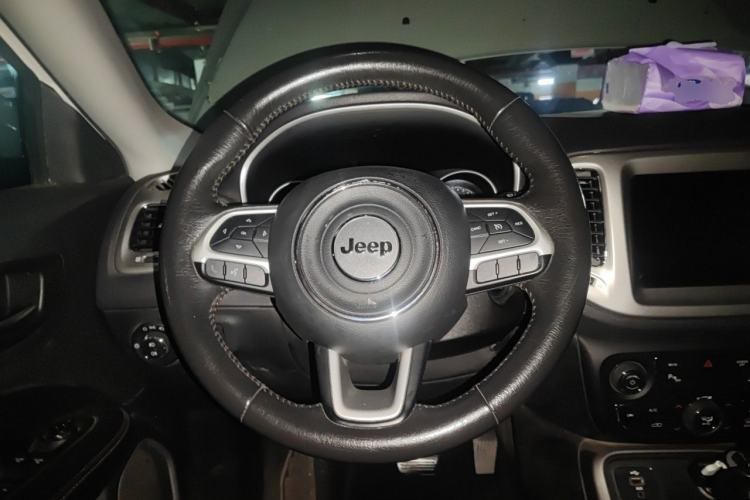 Used Jeep Compass 2017 200T Automatic Family Edition