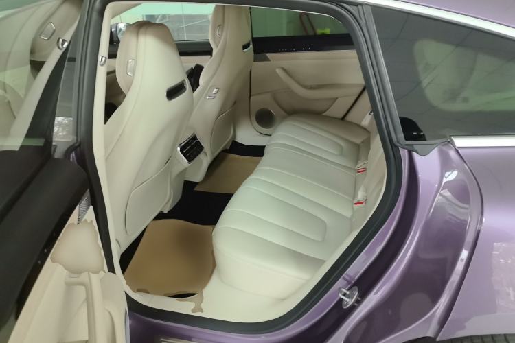 Used Hima Luxeed S7 2025 705 km Max Interior 4