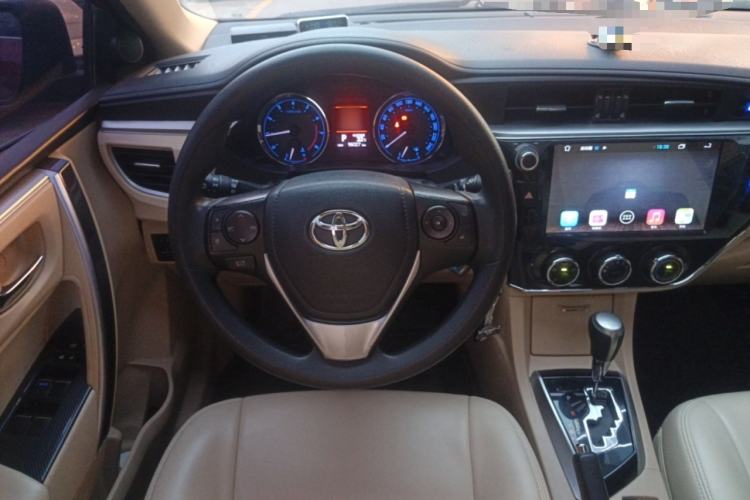 Used Toyota Corolla 2014 1.6L CVT GL-i Steering Wheel