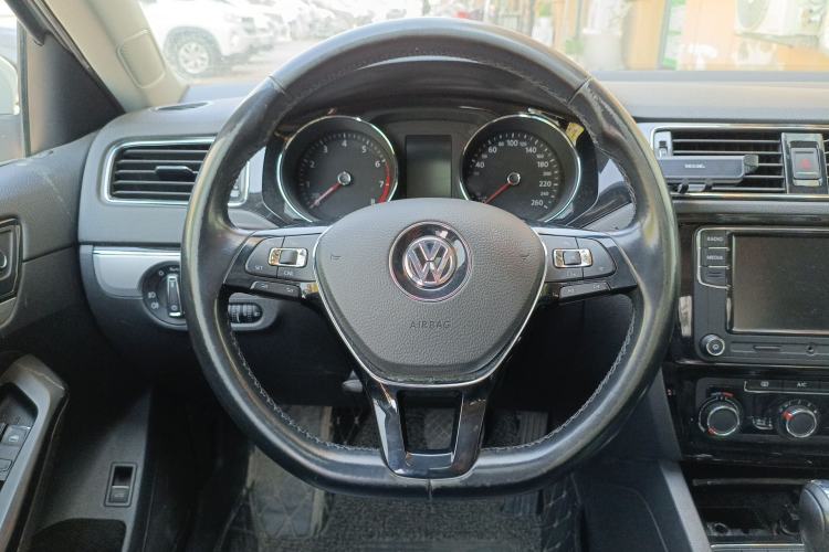 Used Volkswagen Sagitar 2018 1.6L Automatic Comfort Model Steering Wheel