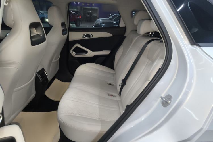 Used BYD Yuan UP 2025 Intelligent Driving Version 401 KM Dynamic Edition
