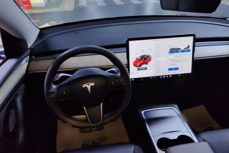 Used Tesla Model Y 2021 Long-Range All-Wheel-Drive Version